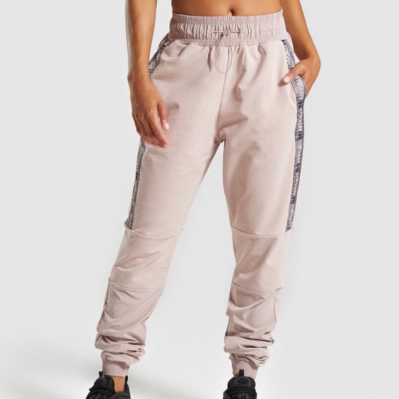 Gymshark Pants - REVIVAL JOGGERS
